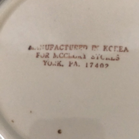 3 vintage serving dishes. The two small ones are Action industries inc. - Picture 8 of 8